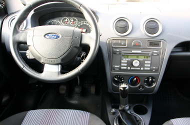 Ford Fusion 2011.