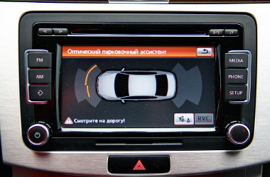 Volkswagen Passat 2012.