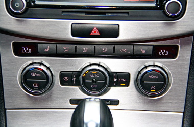 Volkswagen Passat 2012.