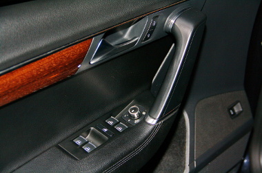 Volkswagen Passat 2012.