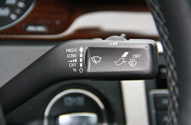 Volkswagen Passat 2012.